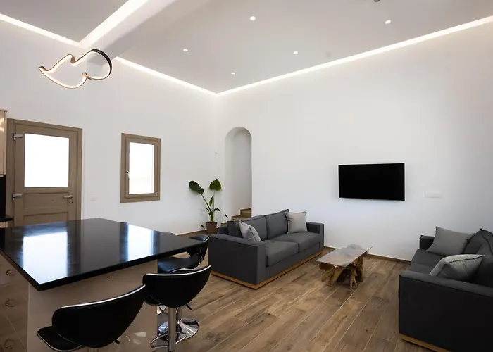 Maistros Mykonos Φτελιά