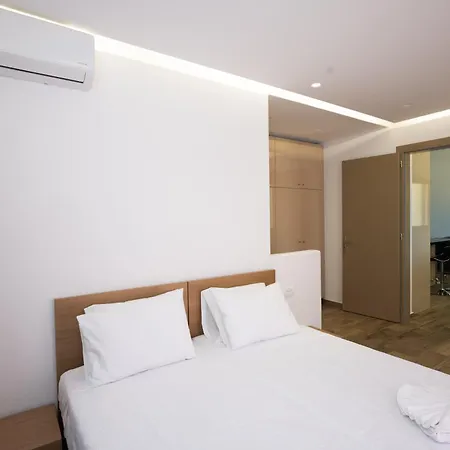 Maistros Mykonos * Ftelia (Mykonos)