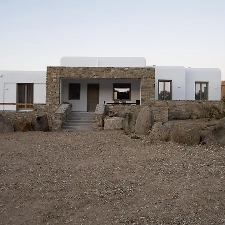 Maistros Mykonos * Ftelia (Mykonos)